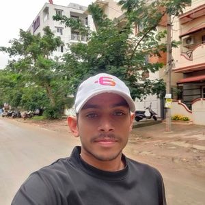 Meet your Posher, Amit